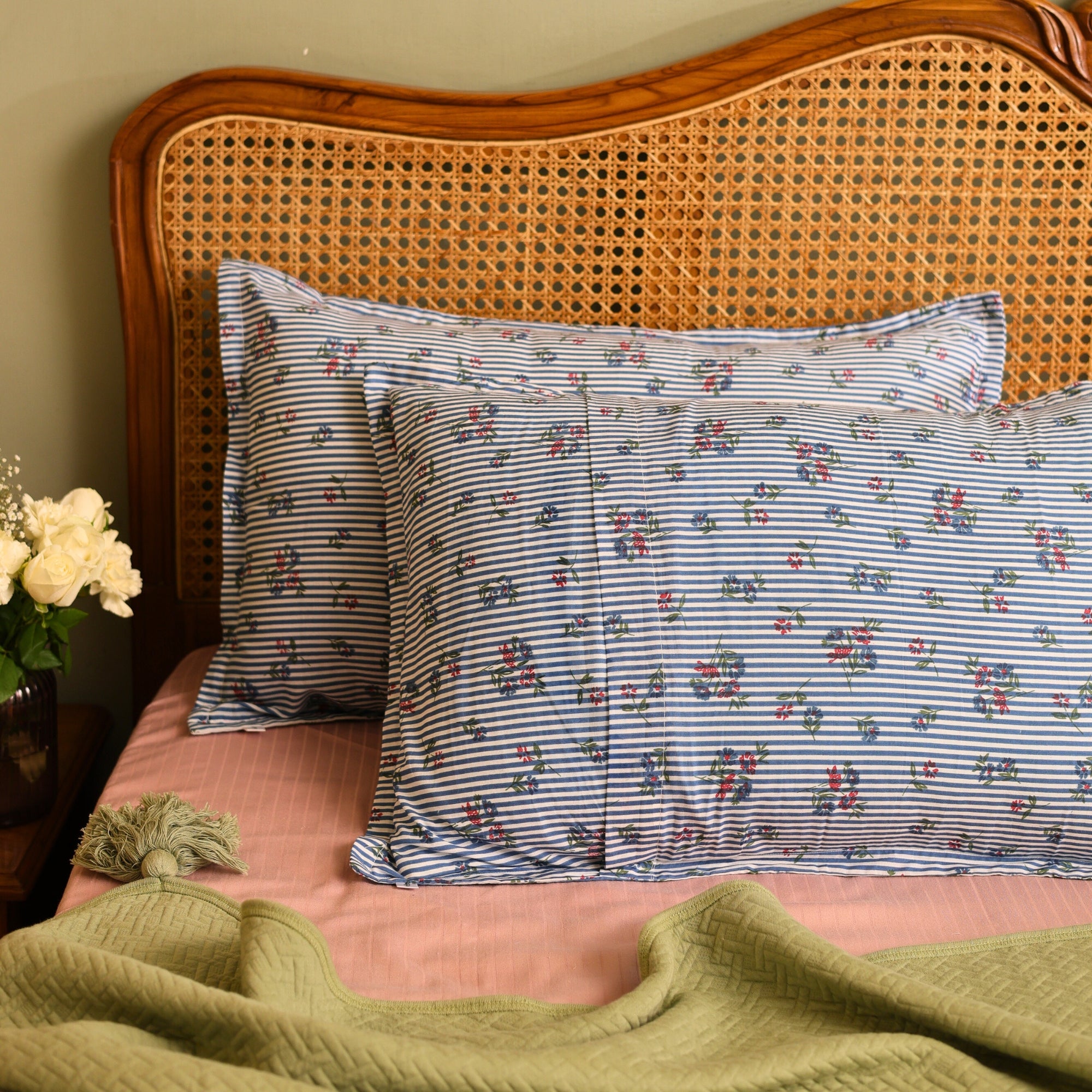 Floral printed Cotton Everyday Pillow Cover