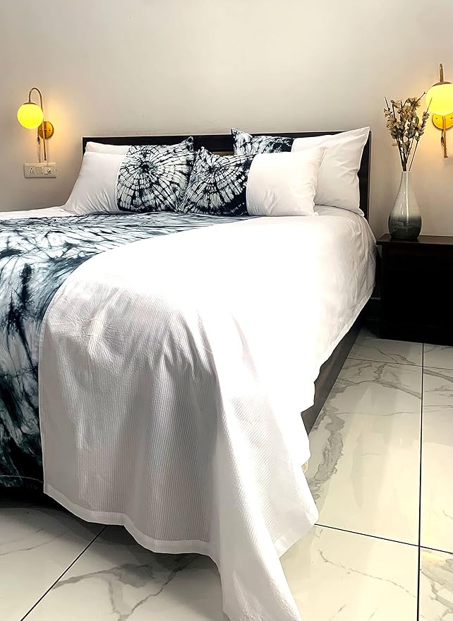 Sleepy Threads Cotton Bedsheet for Double Bed | Breathable Wrinkel Free, 200 TC Black and White Bedsheet alongwith 2 Soft Pillow Covers with Tie and Dye Pattern for Comfort Sleep