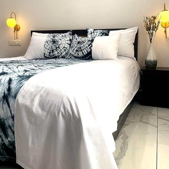Sleepy Threads Cotton Bedsheet for Double Bed | Breathable Wrinkel Free, 200 TC Black and White Bedsheet alongwith 2 Soft Pillow Covers with Tie and Dye Pattern for Comfort Sleep