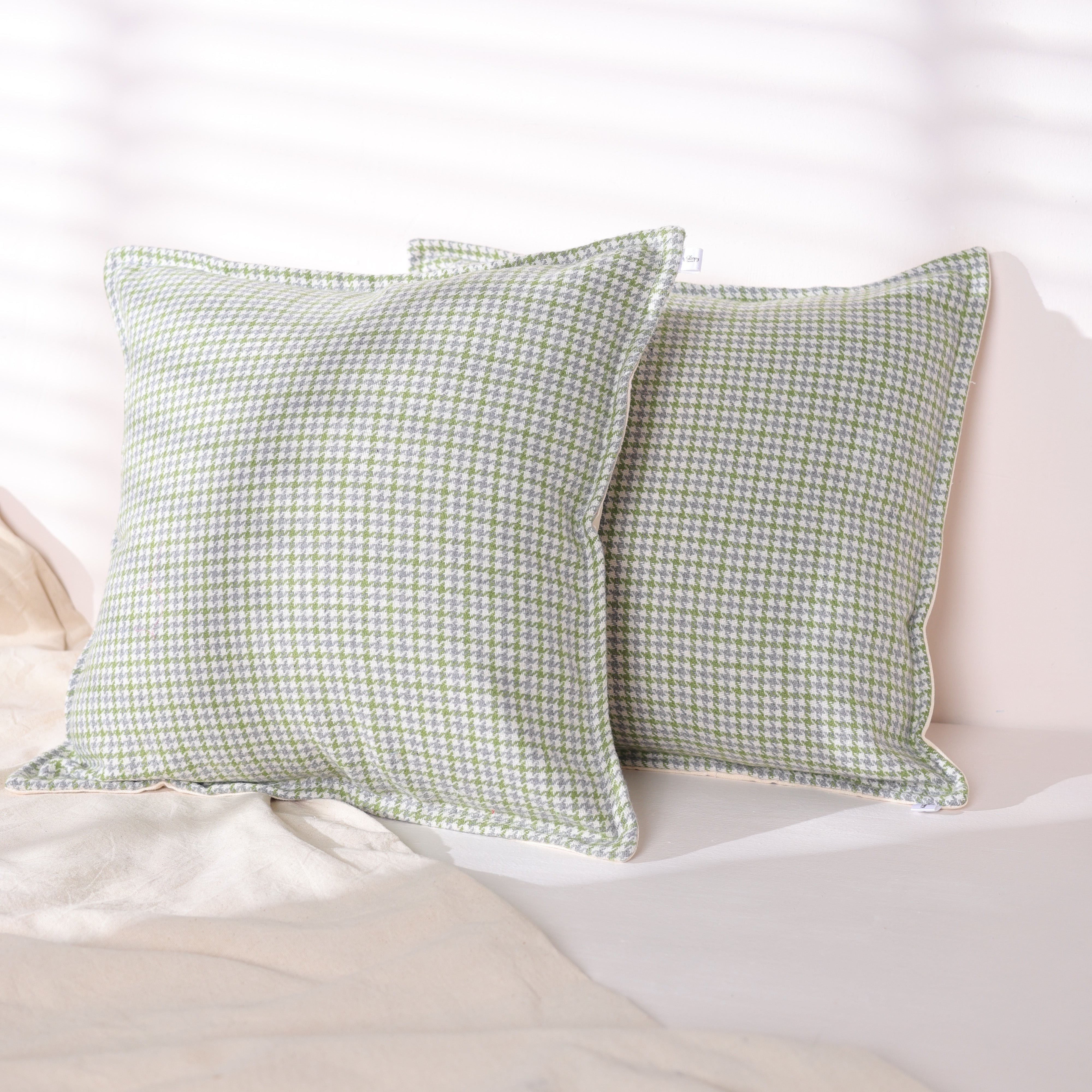 Green & White Houndstooth Cushion Cover