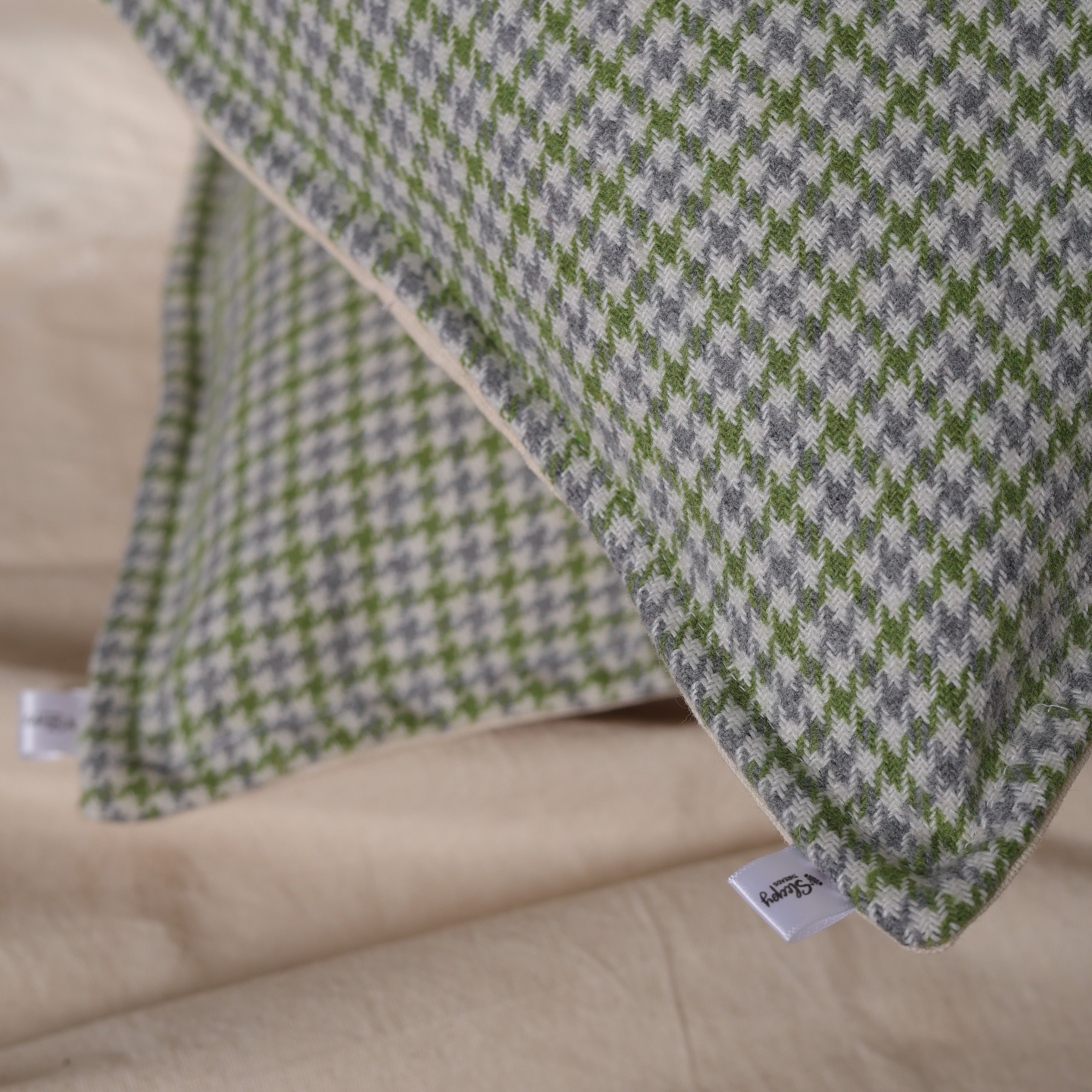 Green & White Houndstooth Cushion Cover