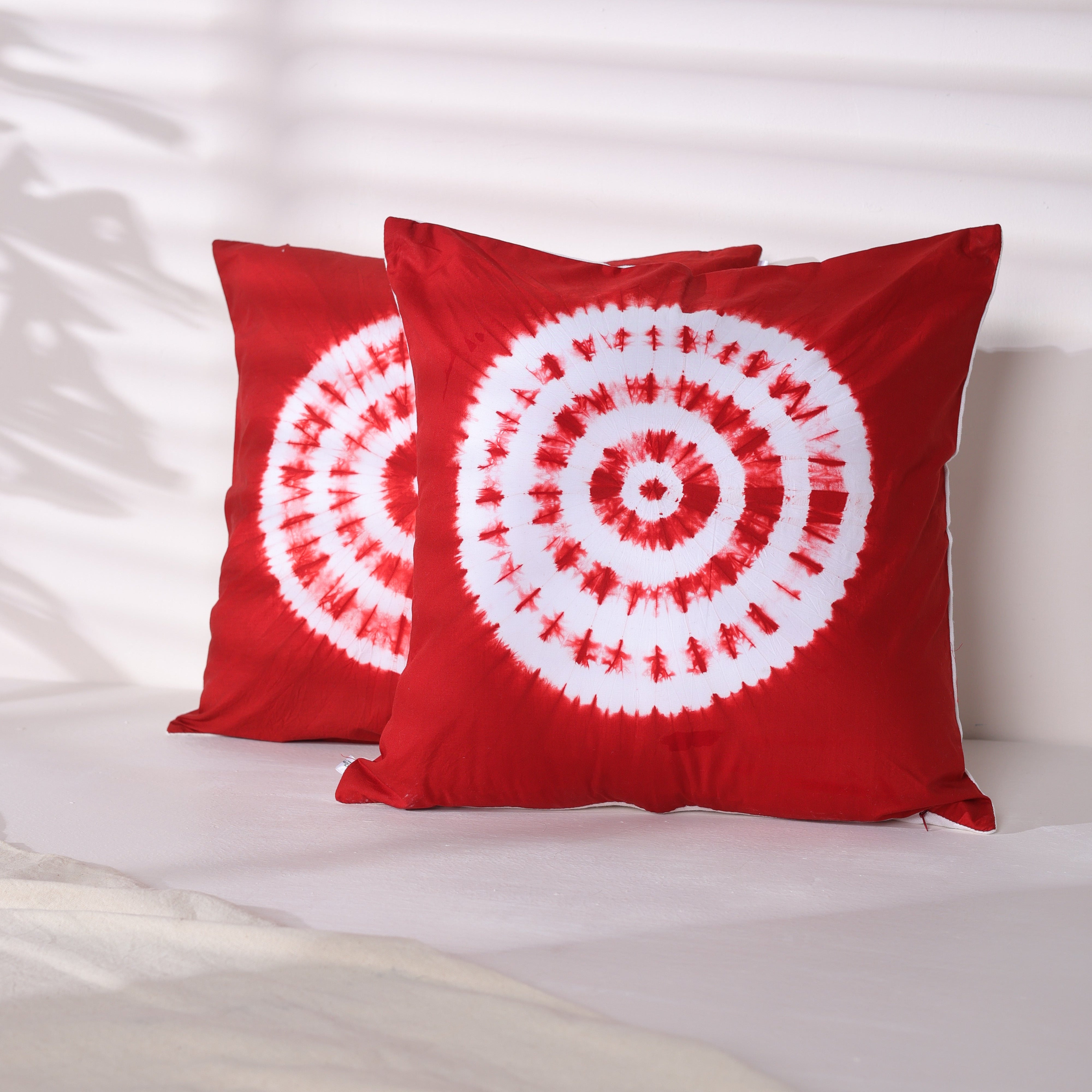 Decorative Red White Tie-Dye Cushion Cover