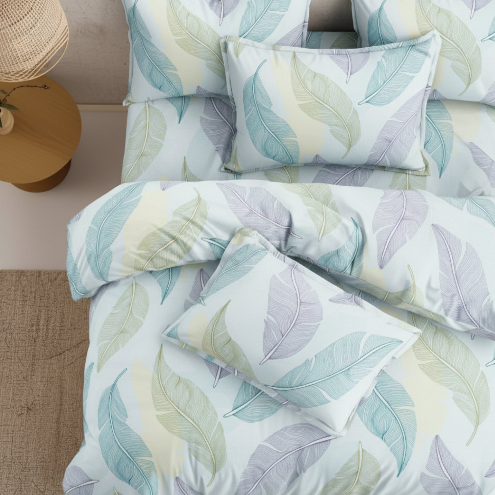 Bedsheet for Double Bed King Size Blue, Green & Purple Leaf Print.