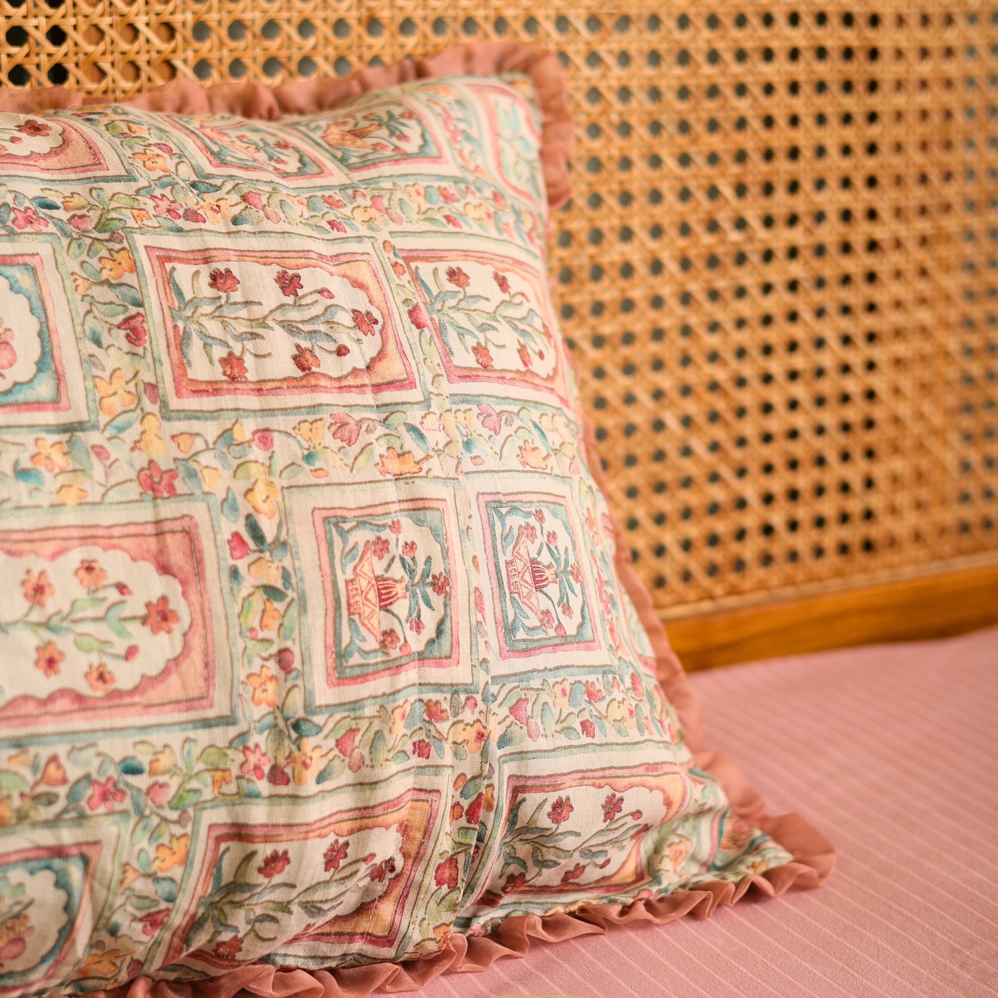 Vintage Floral Printed Cotton Pillow Cover with Ruffle Edges