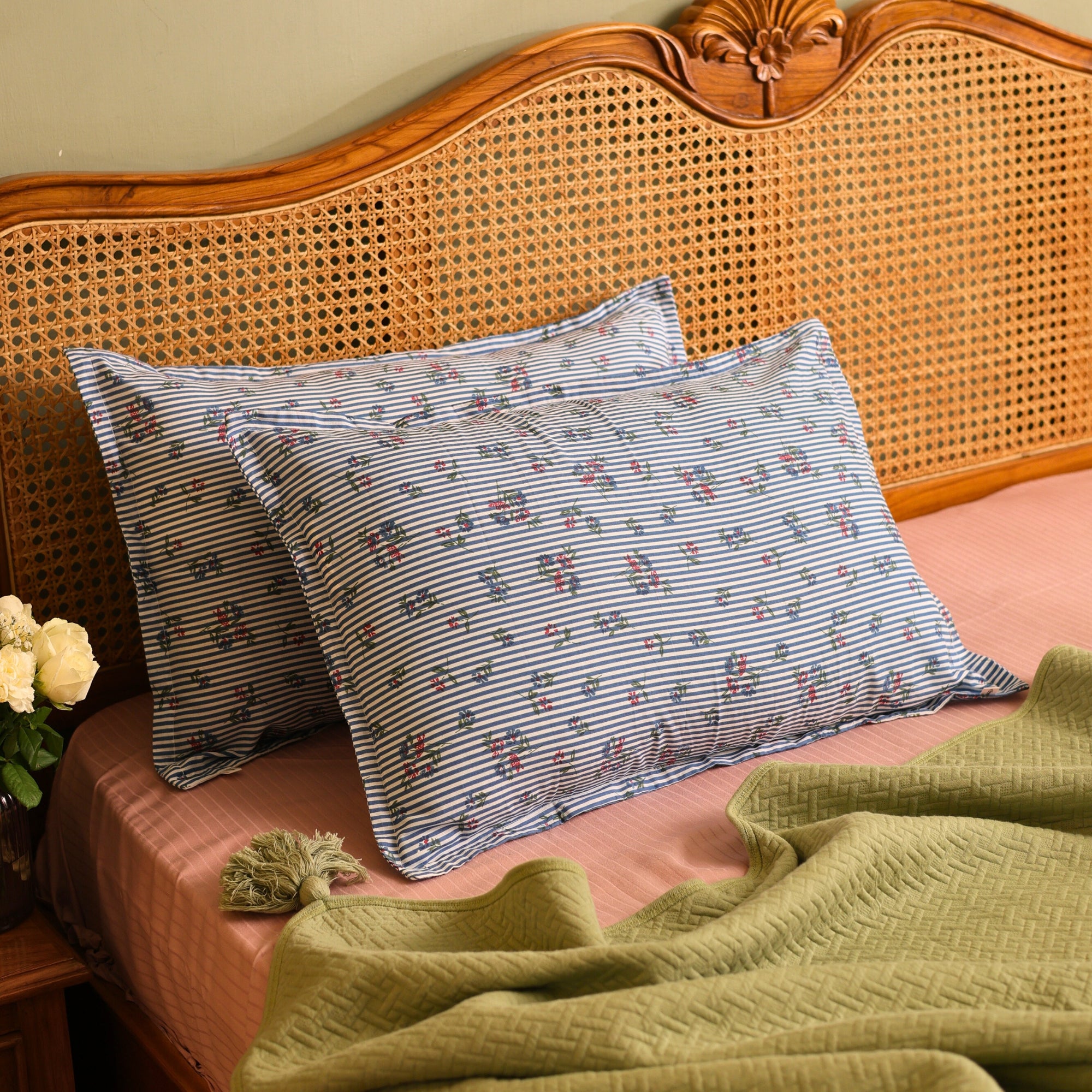 Floral printed Cotton Everyday Pillow Cover
