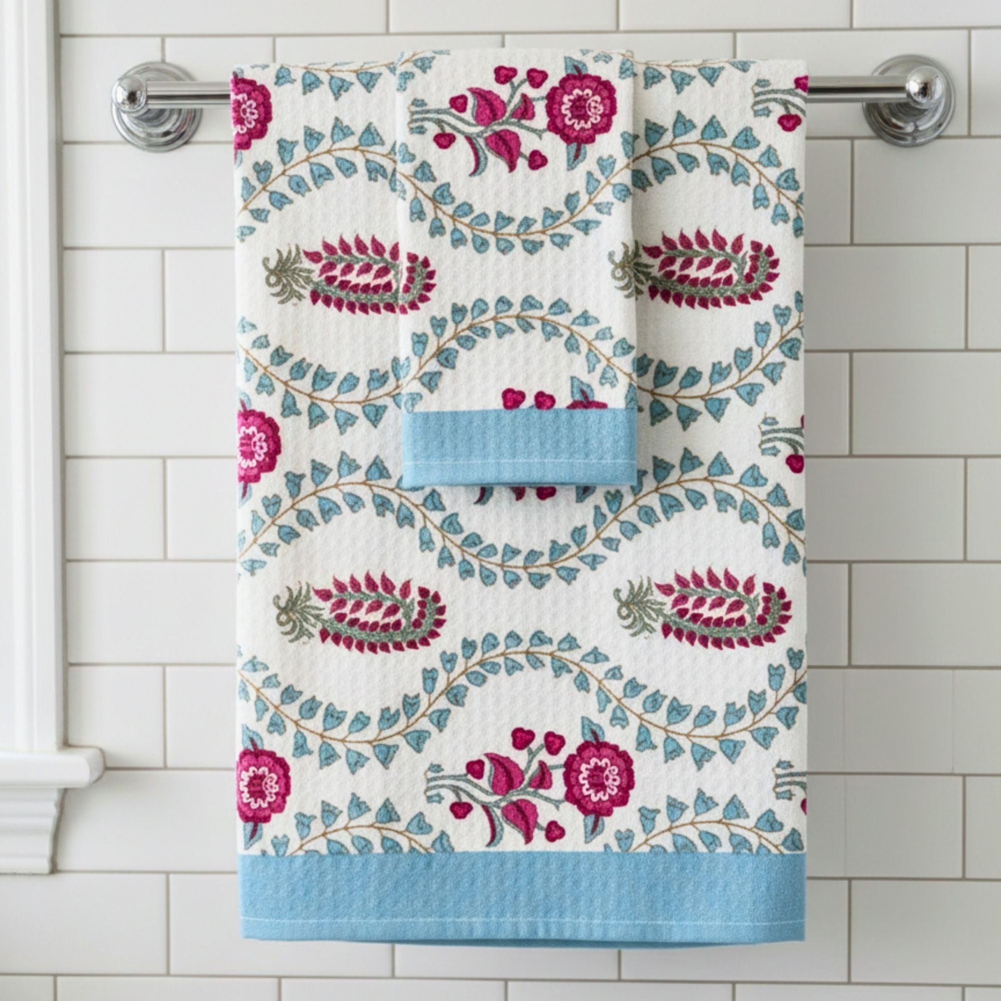 Waffle Weave Towel Set | Screen Print Hot Pink & Sky Blue Floral | Super Absorbent Bath Towel 2 Hand Towels