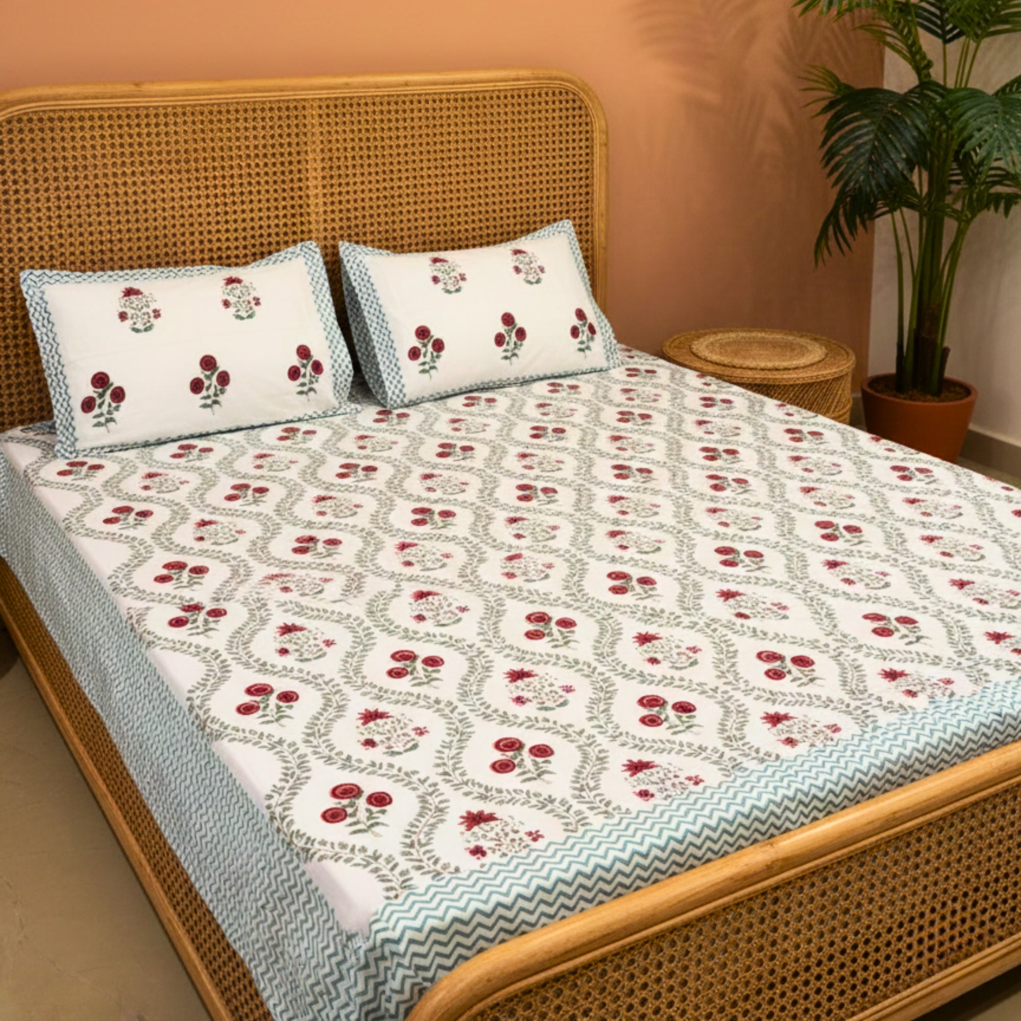 Elegant Floral Cotton Bedsheet Set with Red Blossom Print for Modern Bedroom