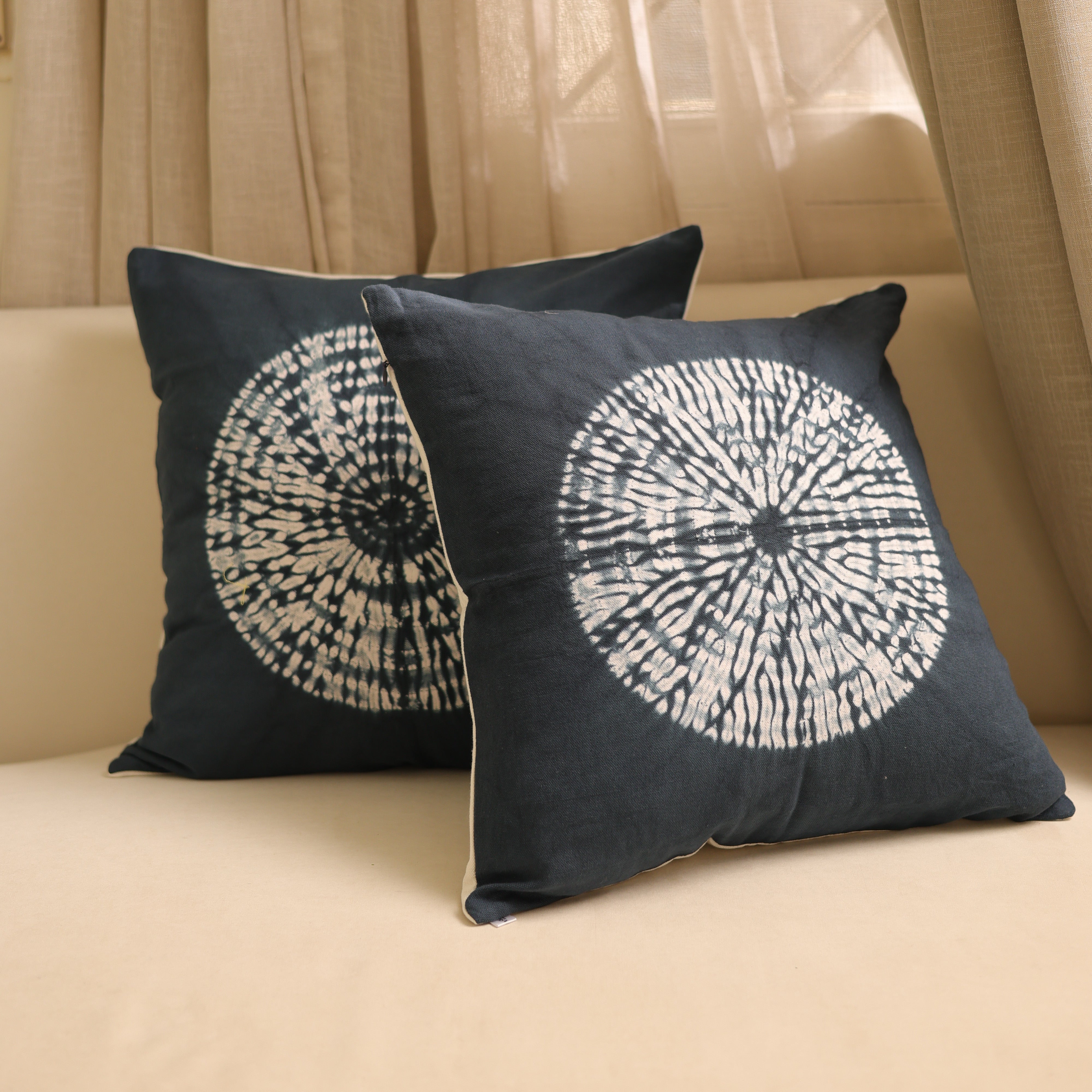 Decorative Blue White Tie-Dye Cushion Cover