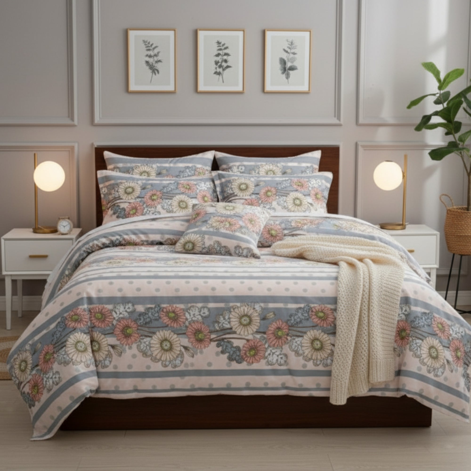 Bedsheet for Double Bed Dusty Blue & Pink with Elegant Floral Print.