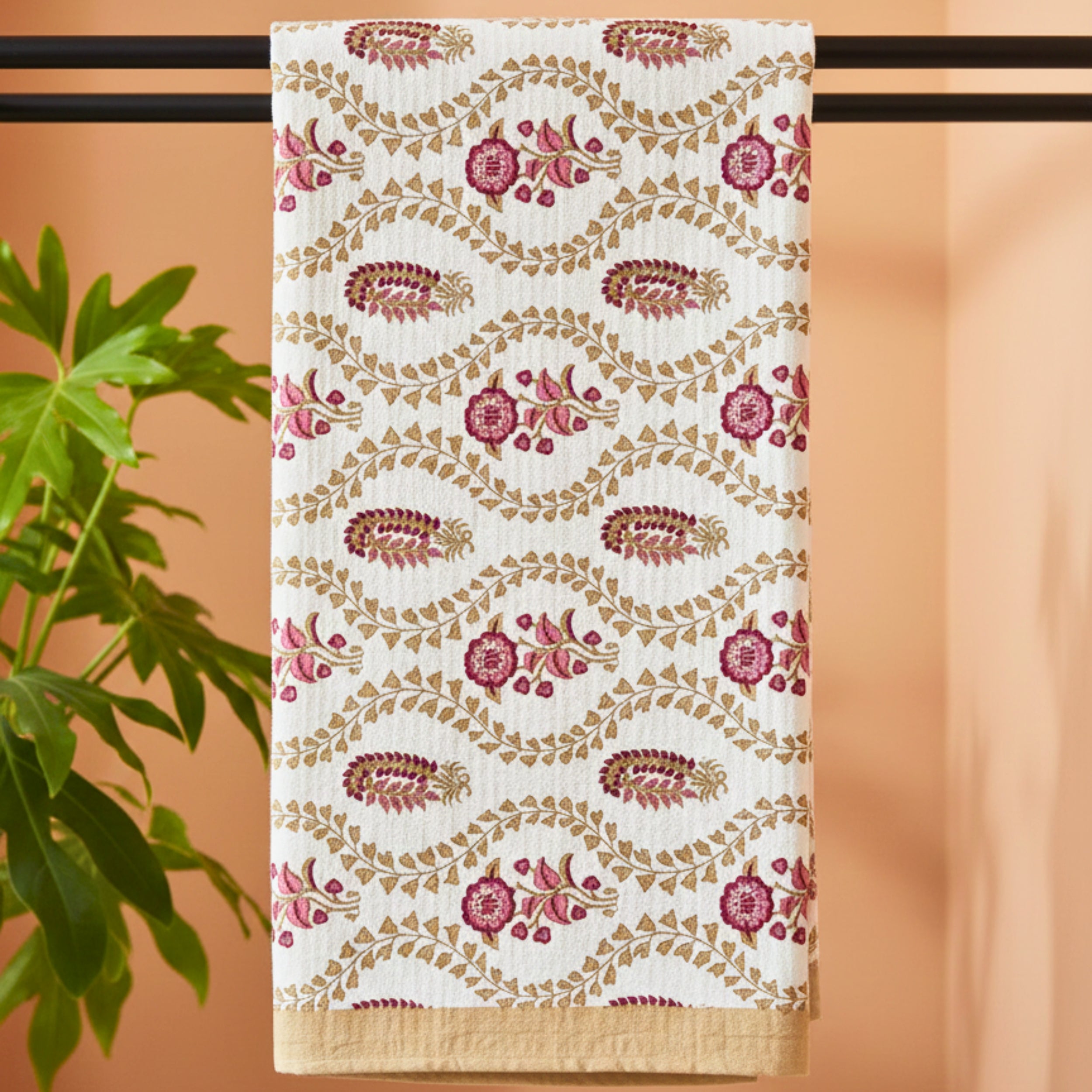 Waffle Weave Towel Set | Screen Print Pink & Gold Floral Vine | Super Absorbent Bath Towel 2 Hand Towels