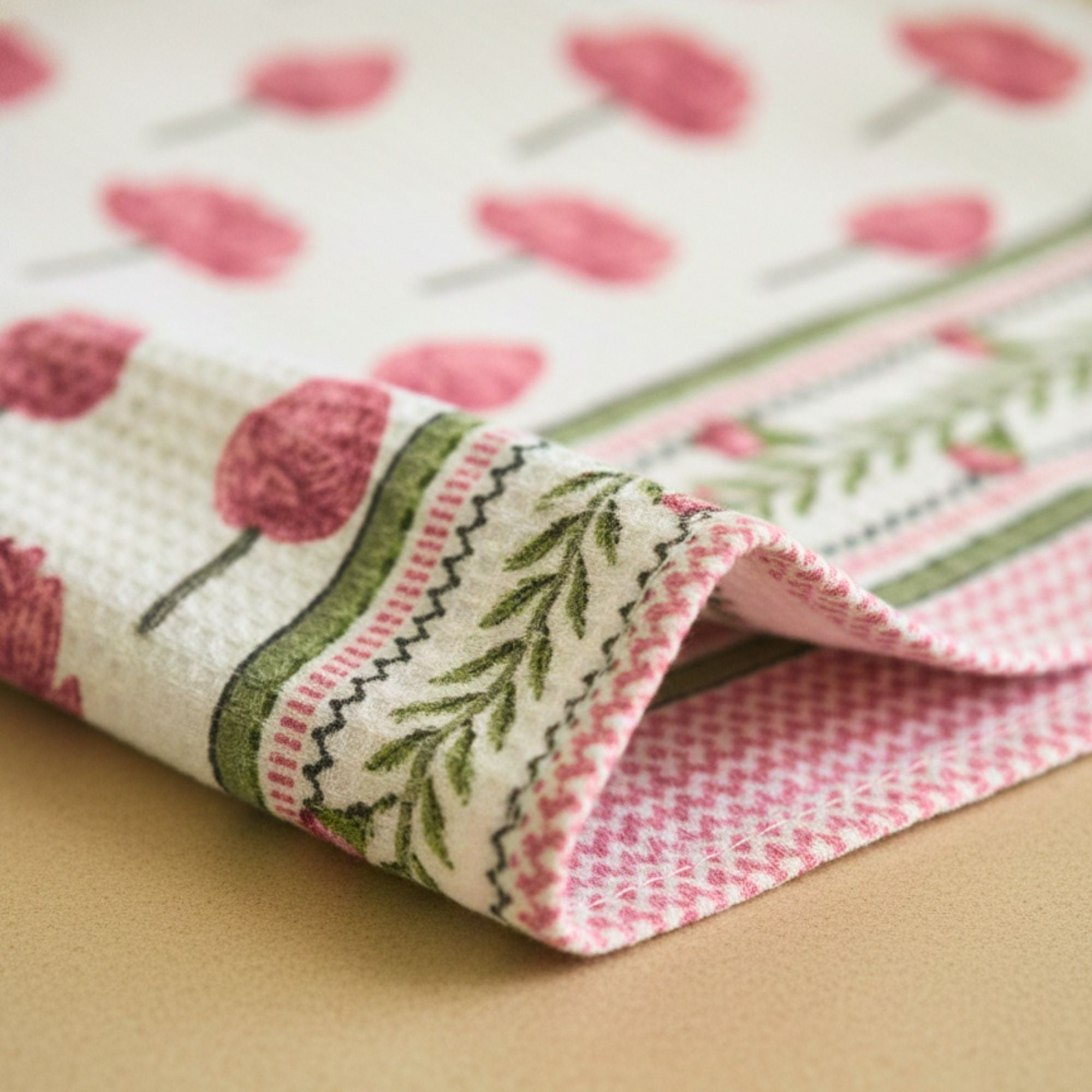 Waffle Weave Towel Set | Screen Print Red Floral Bud Motif | Super Absorbent Bath Towel 2 Hand Towels