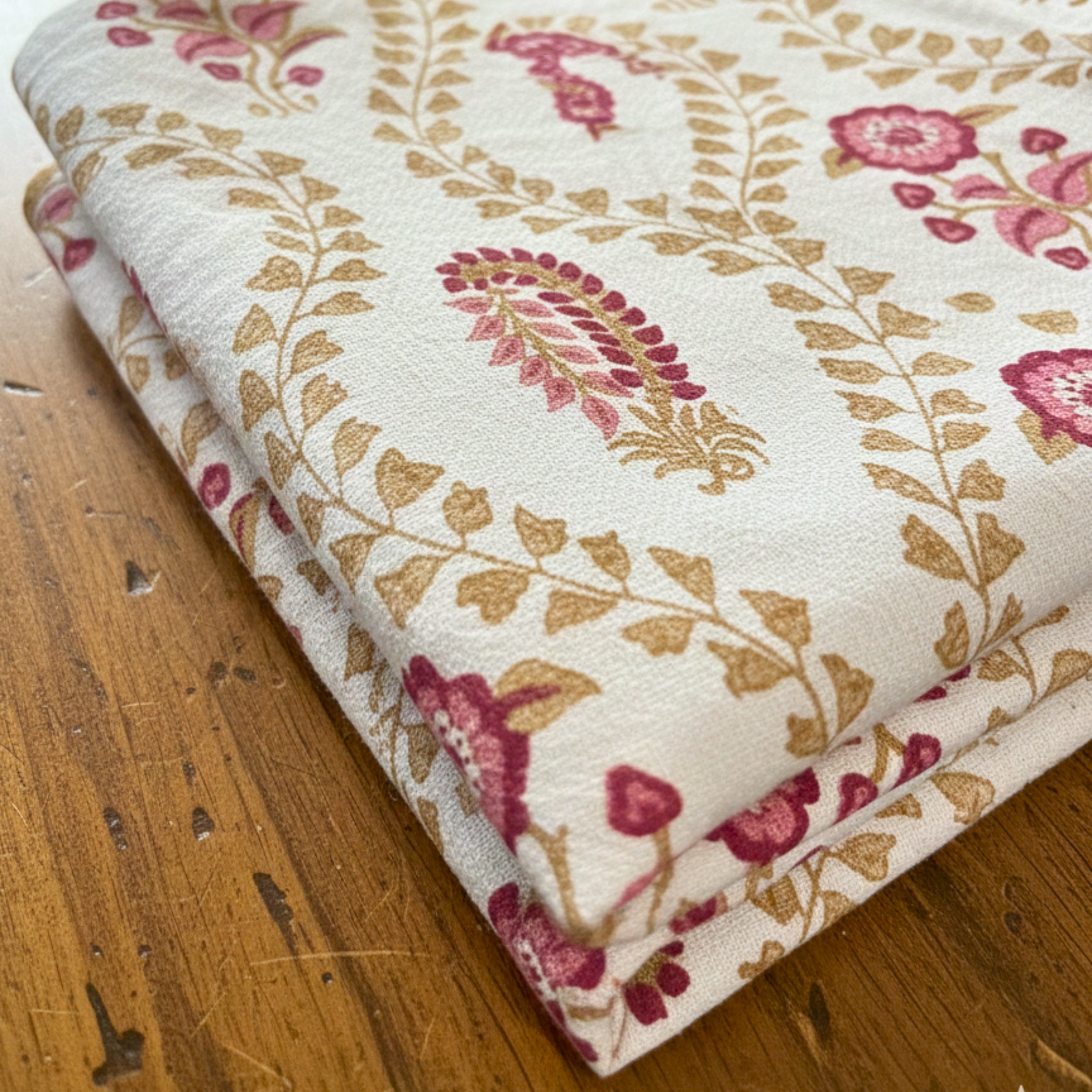 Waffle Weave Towel Set | Screen Print Pink & Gold Floral Vine | Super Absorbent Bath Towel 2 Hand Towels