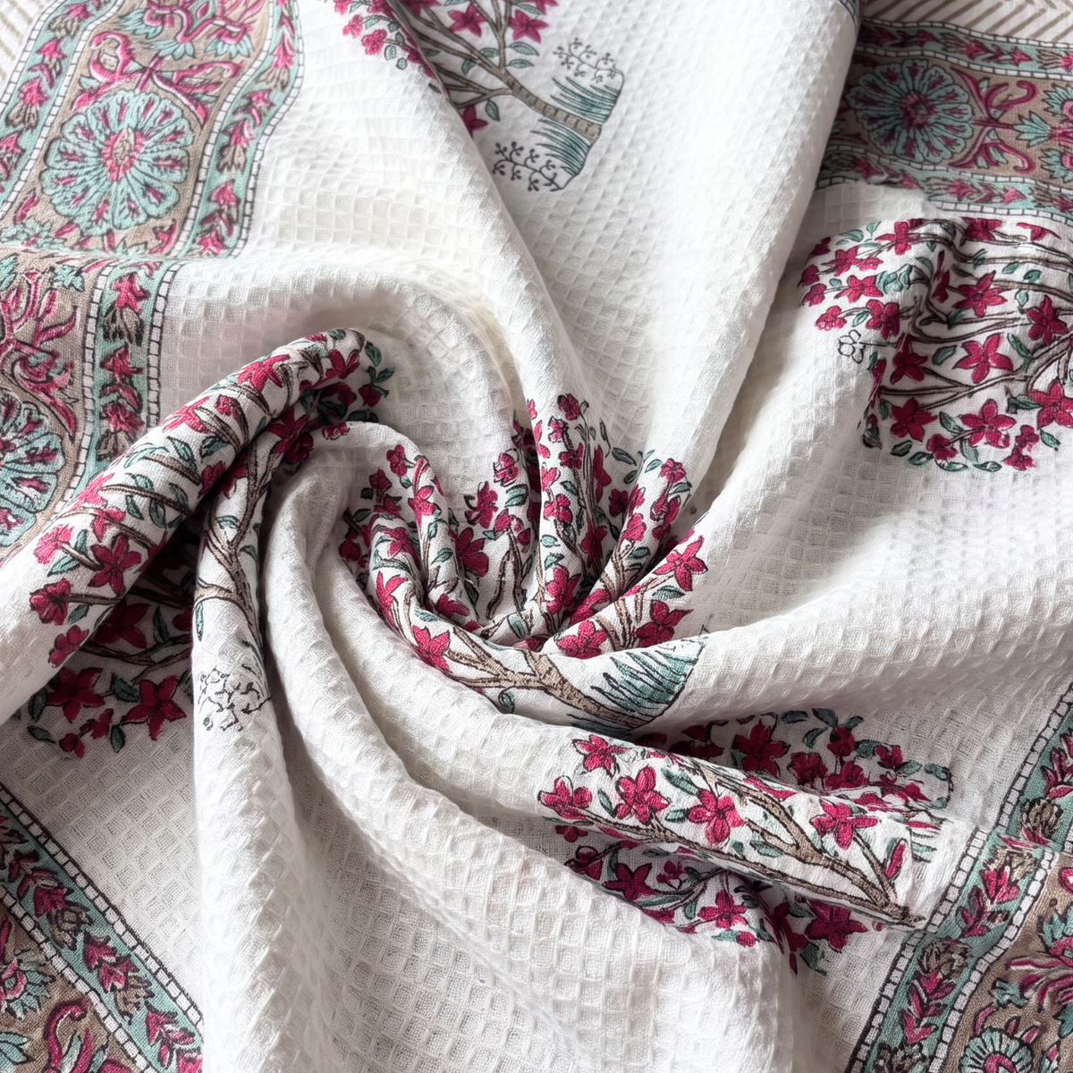 Small Heritage Floral Print Cotton Bath Towel